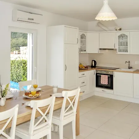 Mit Meerblick & Pool In - Villa-planina Baska (Krk)