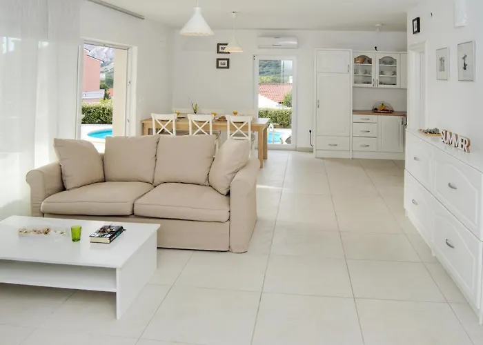 Mit Meerblick & Pool In - Villa-planina * Baška