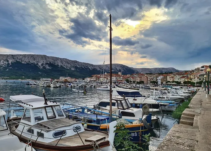 Prázdninový dům Mit Meerblick & Pool In - Villa-planina Baška