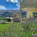 Case de vacanță Mit Meerblick & Pool In - Villa-planina *